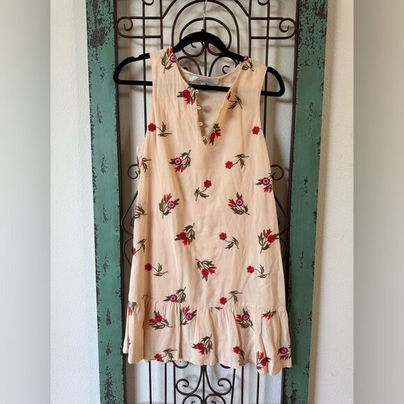 Lovers + Friends Embroidered Floral Dress, Sleeveless Dress with Ruffle Hem. - Picture 4 of 8